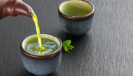 Yeşil Çayın Zararları Nelerdir? Nasıl Hazırlanır? Herkes İçebilir mi?