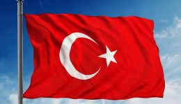 İlk Türk Bayrağını Kim Dikmiştir? Bilmecesi