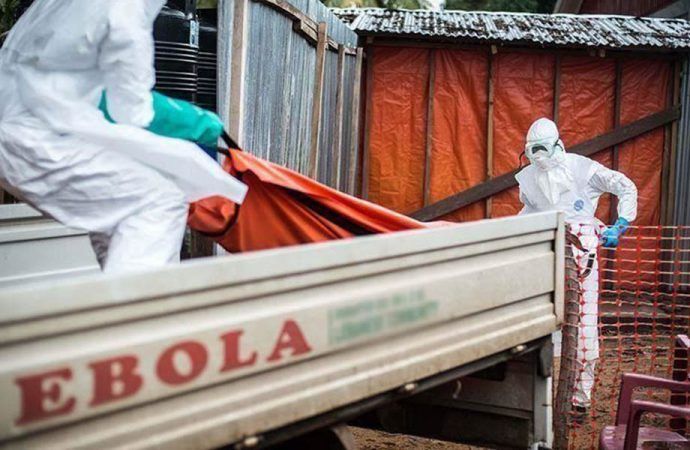 Ebola Hastalığın belirtileri kaç gün içinde ortaya çıkar?