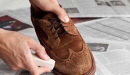 Açık Renk Ayakkabılar Nasıl Temizlenir?