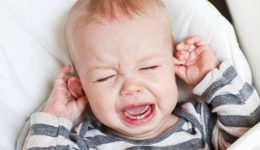 Bebeklerde (Çocuklarda) Kulak Kaşıntısı Neden Olur?