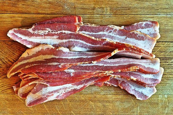 dana-bacon-yemeklerde-nasil-kullanilir-saklama-kosullari-ve-faydalari-96401