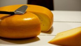 Gouda Peyniri Hangi Tür Yemeklerde Kullanılır? Faydaları ve Zararları