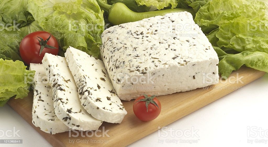 otlu-peynir-hangi-yemeklerde-kullanilir-saklama-kosullari-ve-faydalari-39537