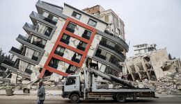 Deprem Haftası Sözleri: Bilinçli Toplum, Güvende Gelecek