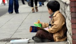 Sokak Çocuğu Sözleri: Gerçeklerle Yüzleşme Zamanı