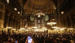 Teravih Namazı Duası ve Önemi: Mübarek Ramazan Geceleri